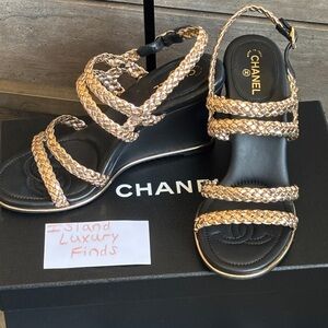 🩷Chanel Gold Braided Wedges🩷